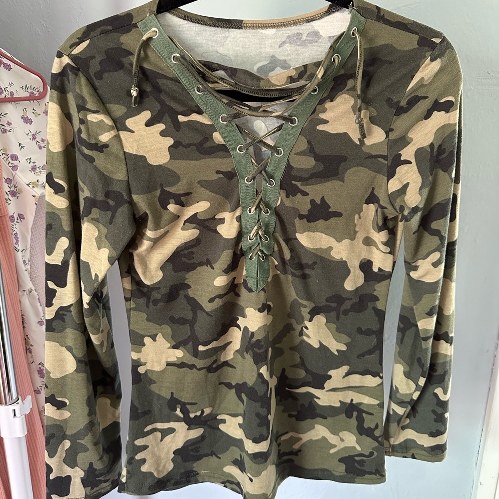 Sexy camo shirt long sleeve